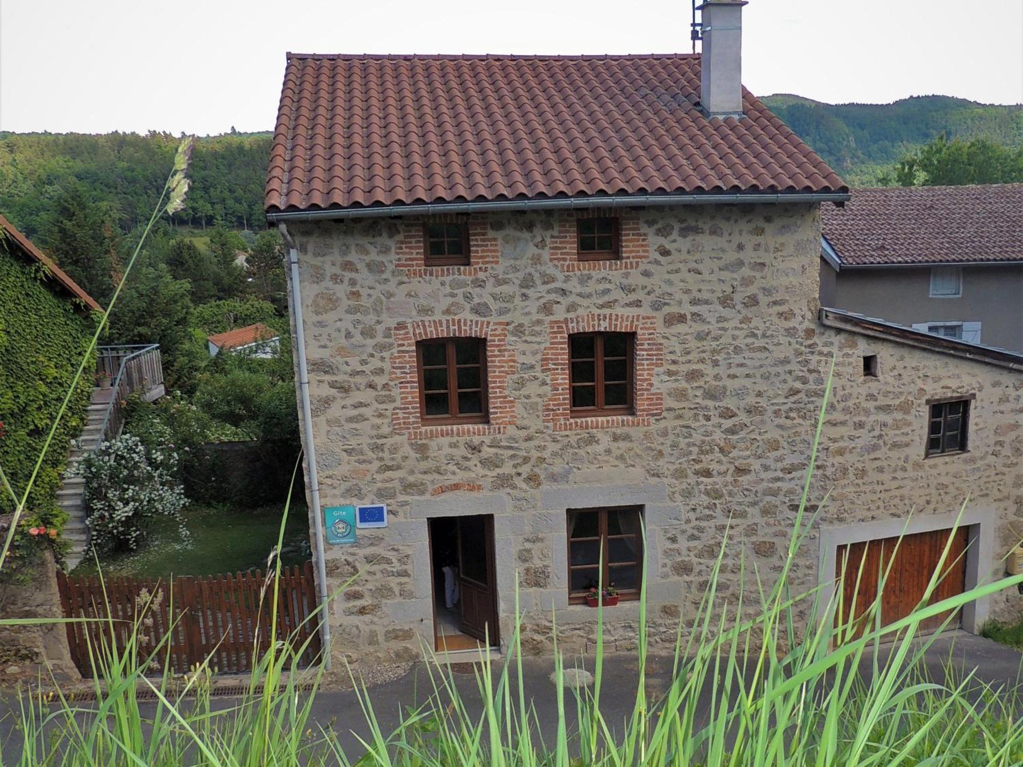 Gîte Aurec-sur-Loire, 4 pièces, 6 personnes - FR-1-582-191 Esterno foto